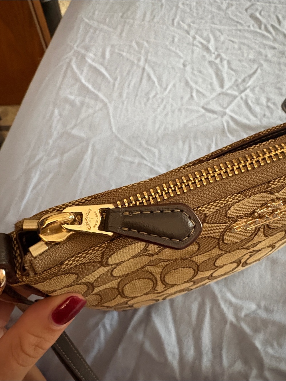 Coach Tan Signature Canvas Crossbody with Gold Hardware - Picture 7 of 11